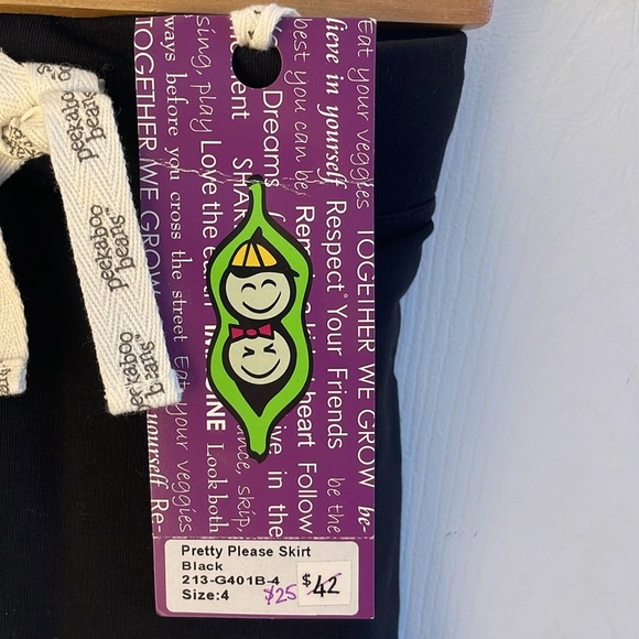 Peekaboo Beans Pretty Please Skirt - Picture 3 of 4